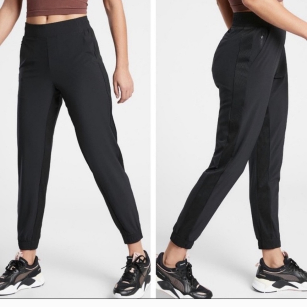 Athleta Brooklyn Joggers size 2